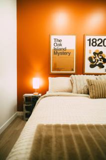 Cozy 19th Century 2BR w High Ceilings in Halifax - 1