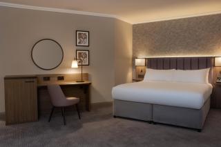 DoubleTree by Hilton Dartford Bridge - 4