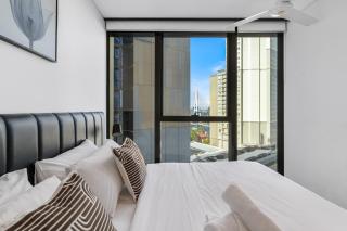 CBD RiverView 2Bed Apt Kingbed at Tallest building - 8