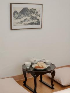 1-minute Airport Bus, Free Luggage Storage, 3 Rooms, 20 Minutes to Hongdae and Yeouido, Large Living Room, Gatherings, 12 People, Gocheok Dome - 1