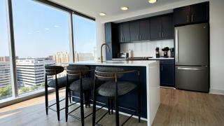 Luxurious Retreat Prime Location - 7