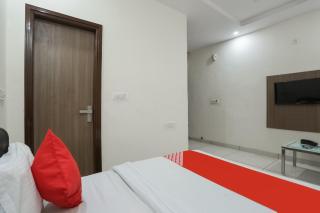 Hotel O Royal Inn - 4