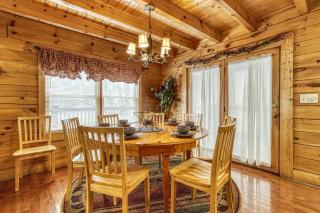 Six-Bedroom House - Pigeon Forge - 3