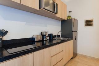 Spacious Ground Floor Apartment - 6