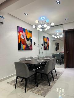 Luxury 2-bedroom Apartment lekki phase 1 - 1