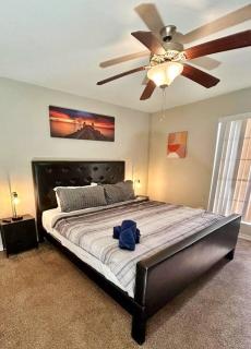 Lakeview King 1Bed Apt | Kemah Boardwalk | Fishing - Apartment - 8