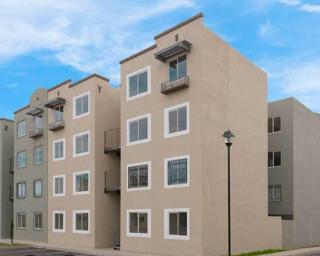 Comfortable apartment with parking near AIFA - 4