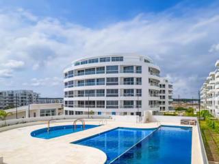 Luxury Apartment with Pool in Castelo Serena DelMar - 5