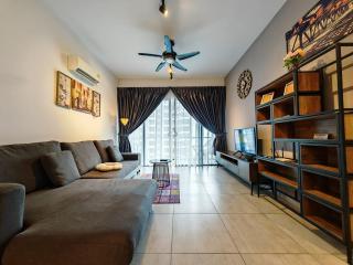 Mykey Atlantis 2 BR Family Room near Jonker Street Level 29 - 0