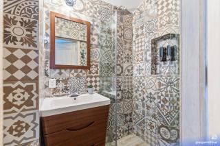 Spacious 2B with a Great Location in the Hotel Zone KM 4 - 3