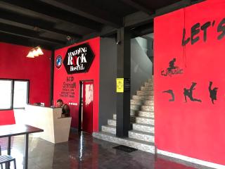 Vangvieng Rock Backpacker Rooftop Hostel - Vang Vieng - 8