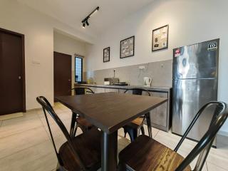 Mykey Atlantis 2 BR Family Room near Jonker Street Level 29 - 2