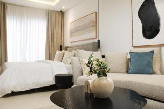Modern East Legon Studio with Private Balcony - Accra - 7