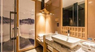 East Queen Hotel (Xi'an Beimen Metro Station) - 6