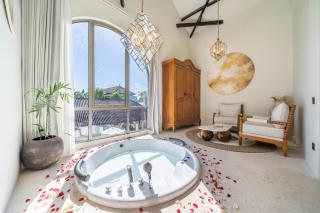 Maison Boheme Modern Apartment & Villa with Pool in Sanur - 3