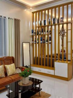 Spacious Villa - 1