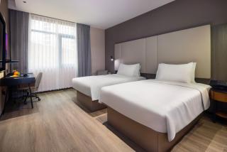 Dream Palace Ben Thanh Grand Hotel - 4