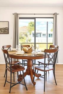 Stillwater Getaway - Waterfront House with Pontoon - Holiday Home - 7