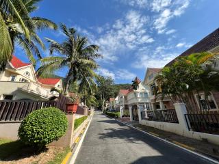 Yalong Sea Joy - 9