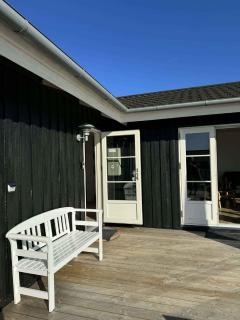 Lovely Holiday Home With Beautiful Views - 9