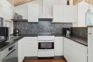 Spa Holiday Home By Høve Beach - 4