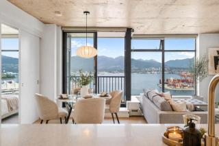 Premium 2 Bedroom Suite in Downtown Vancouver - 0