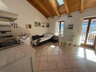 Ai Prati di TSS Cozy Apartment with Balcony and Parking - 4