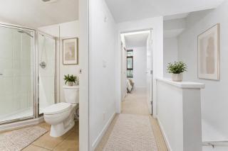 Luxury 3BR Townhouse in Downtown Vancouver Prime Stay - 2