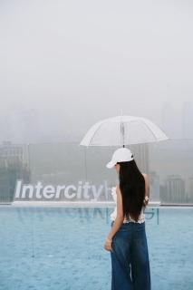 Chongqing Jiefangbei Pedestrian Street Intercity Hotel - Chongqing - 2