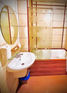 Khách sạn BI SAIGON - BUI VIEN WALKING STREET - 7