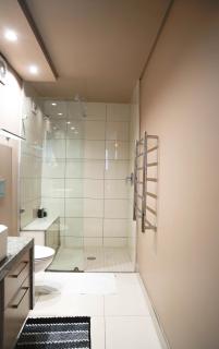 The Luxe Suites - 2