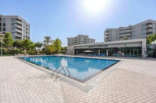 Free housekeeping visits during your stay - StayShort - Relaxing 1 Bedroom in Dubai South that Sleeps 2 - 8