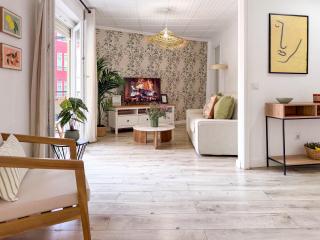 Modern 2 bedroom apartment close to city center - 3