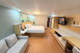 Wyndham Garden Salina Conference Center - 3