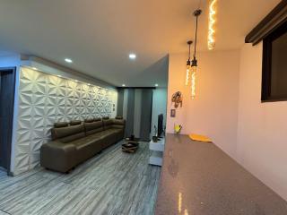 Hermoso Apartamento en Laureles Medellín - 0