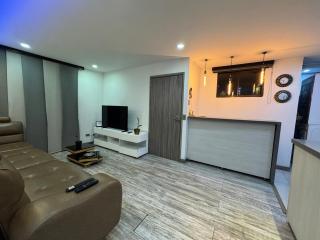 Hermoso Apartamento en Laureles Medellín - 1