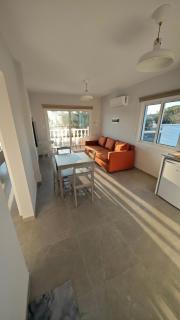 Nissi ave 66-25 - 6