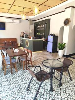Nam Phou Hostel - 7