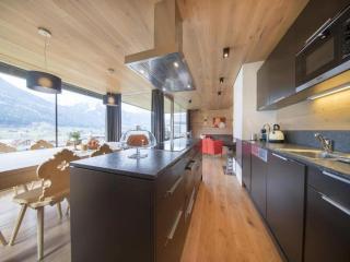 Alpine Stay, Sauna & Fireplace - 8