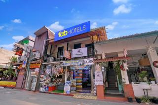 FabHotel Coco Homes - 9
