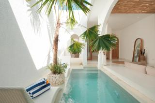 Villa Atlas - 2 bedrooms Private Villa Near Trans Studio Mall - 2