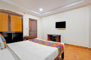 FabHotel Royal Grand Residency - 7