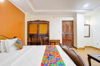 FabHotel Royal Grand Residency - 4