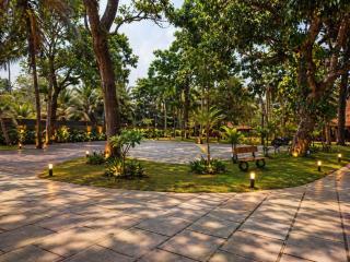 Aaria Beach Resort and Spa - 2