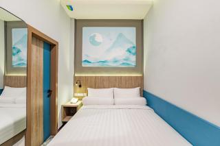 Front One Budget Hotel Tirtonadi Solo - 8