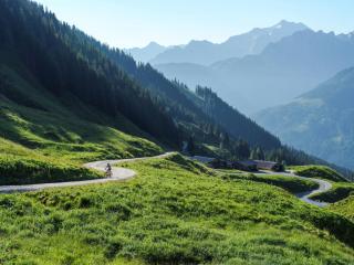 Spacious Apartment in Uderns near Ski Area - 1