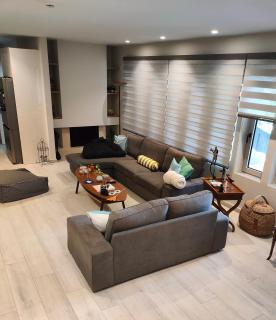 THALIA, luxury 3Br Home with Ensuite Bathrooms, just 3 minutes walk from the beach located in the prestigious Athenian Riviera - 4