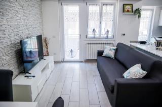 Luminous Central Apartment near the Sea - 2