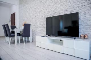 Luminous Central Apartment near the Sea - 1
