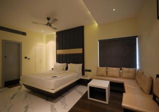 YAR INN CENTRAL - 5